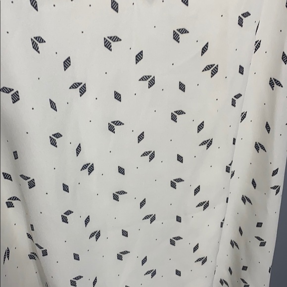 SOLD! Stitch Fix Alice Blue Chevron Layered Tank - Picture 2 of 5